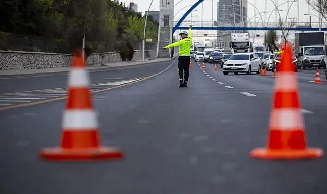 Pazar Günü Dışarı Çıkacaklar Dikkat! Bu Yollar Kapalı Olacak